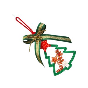 Χειροποίητο γούρι 2026 plexiglass σε σχήμα χριστουγεννιάτικου δέντρου με γιορτινές λεπτομέρειες