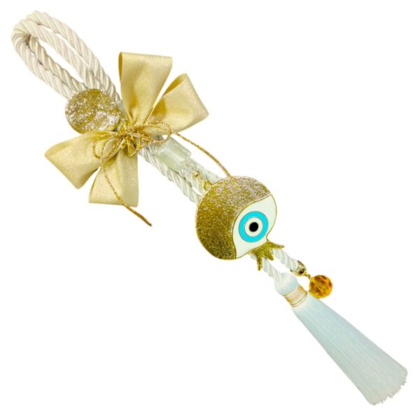 Χειροποίητο γούρι 2026 με μεταλλικό ρόδι, λευκό σμάλτο και χρυσές λεπτομέρειες. Κομψό και διαχρονικό.