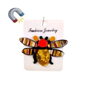 ΚΑΡΦΙΤΣΕΣ Plexiglass 3 Καρφίτσα-μαγνήτης plexiglass σε σχήμα μέλισσας με έντονα χρώματα.