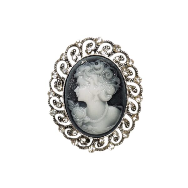 Καρφιτσα Στρας 18 Vintage καρφίτσα καμέο με τριαντάφυλλο και στρας – ρομαντική λεπτομέρεια με διαχρονική φινέτσα.