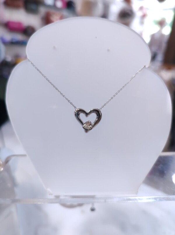 Pure Heart: Ασημί Ατσάλινο Κολιέ Καρδιά με Sparkling Κρύσταλλο