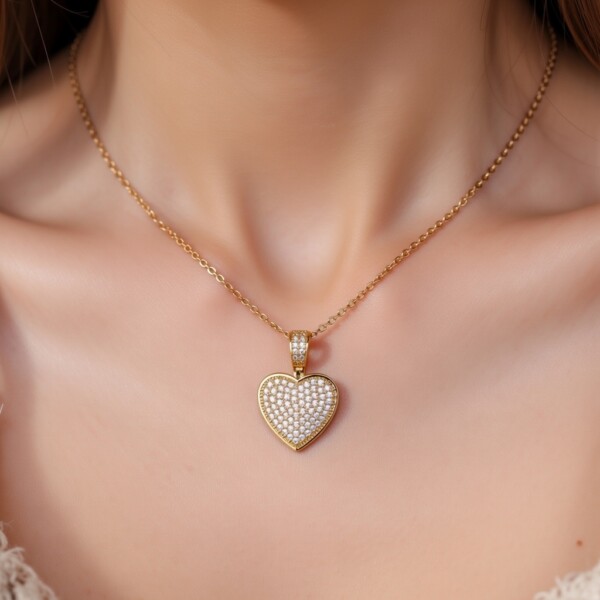 Χρυσό ατσάλινο κολιέ καρδιά με pavé ζιργκόν Endless Sparkle Avenue Fashion