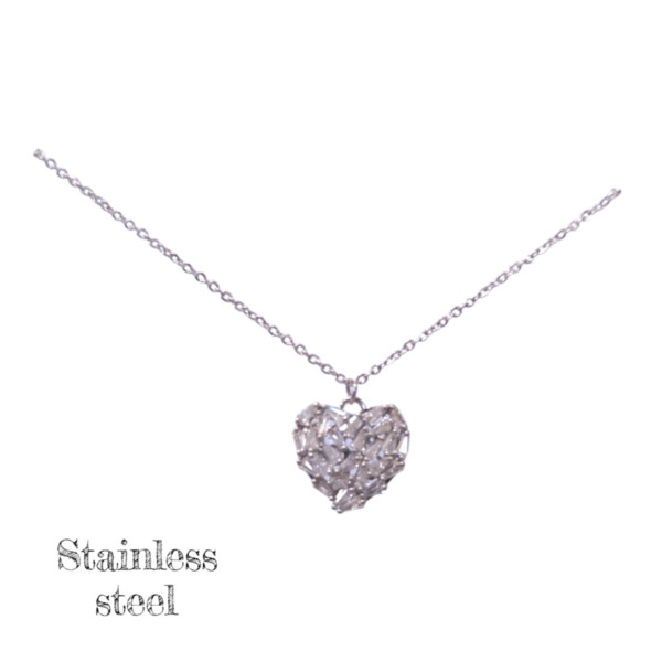Ασημί ατσάλινο κολιέ καρδιά "Glistening Mosaic" με Baguette Κρύσταλλα
