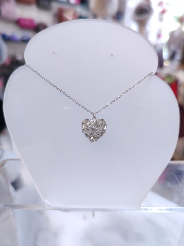 Ασημί ατσάλινο κολιέ καρδιά "Glistening Mosaic" με Baguette Κρύσταλλα