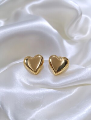 Ατσάλινα Σκουλαρίκια Καρδιά σε χρυσό χρώμα με puffy σχεδιασμό Avenue Fashion Αθήνα Καλλιθέα.