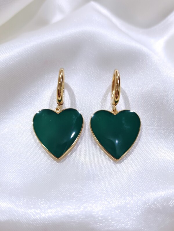 Ατσάλινα Σκουλαρίκια Αθήνα Καλλιθέα Avenue Fashion πράσινη καρδιά μισός κρίκος.