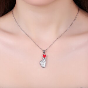 Ασημί Ατσάλινο Κολιέ Finger Heart με Κόκκινη Καρδιά και Ζιργκόν